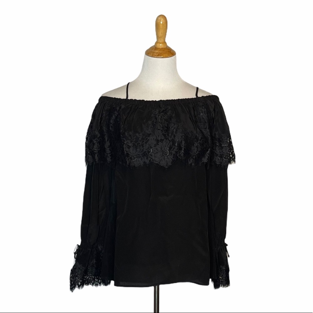 SALE Gold Hawk Cold- Shoulder Flounce Top NWT S - Picture 3 of 16